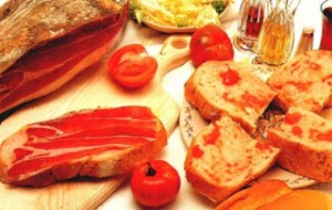 Bread, tomato and chorizo, Catalan Cuisine, Barcelona