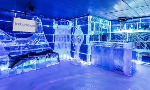 Icebarcelona在海灘